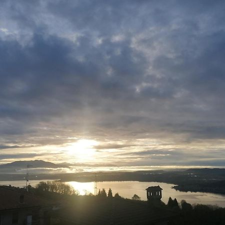 Residence Villa Margherita B&B Nebbiuno Luaran gambar